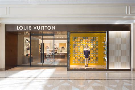 louis vuitton shoes online store india|louis vuitton original india.